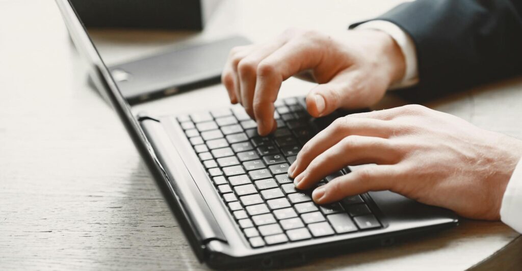 Cumplimiento normativo en ciberseguridad ENS ISO 27001 NIS2 y Ley DORA